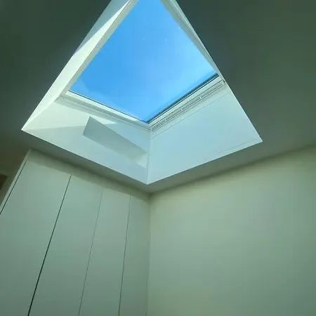 Loft Sous Les Toits En Plein Coeur De Montmartre! Appartement